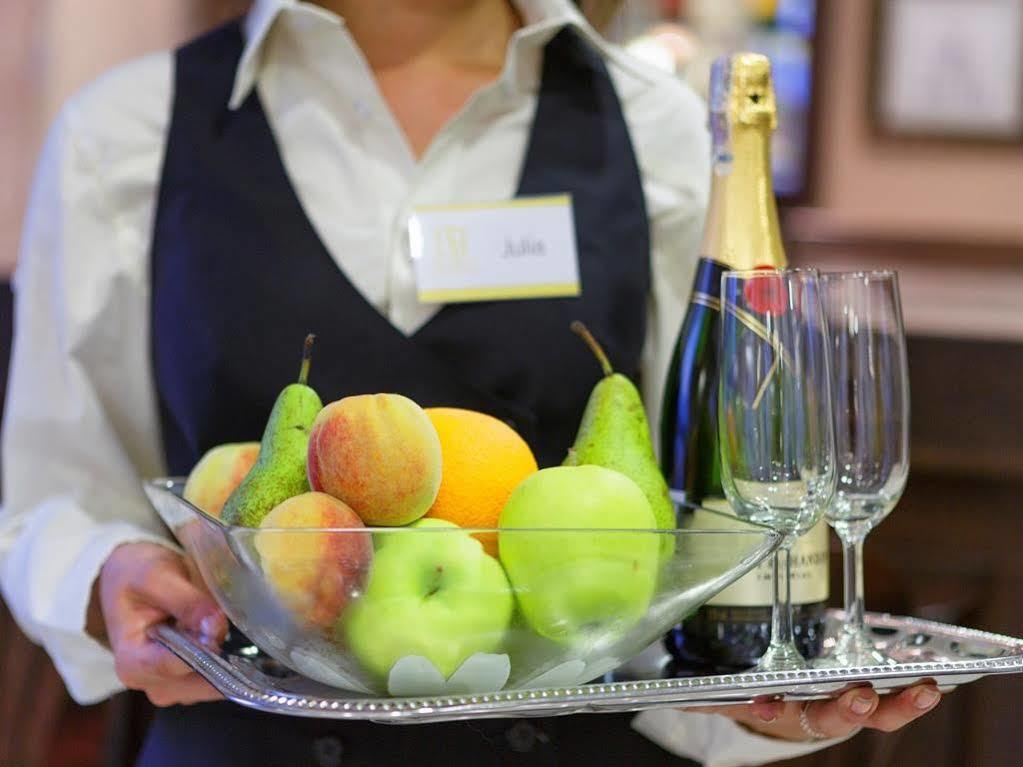 Alarus Luxe Hotel Одеса Екстериор снимка
