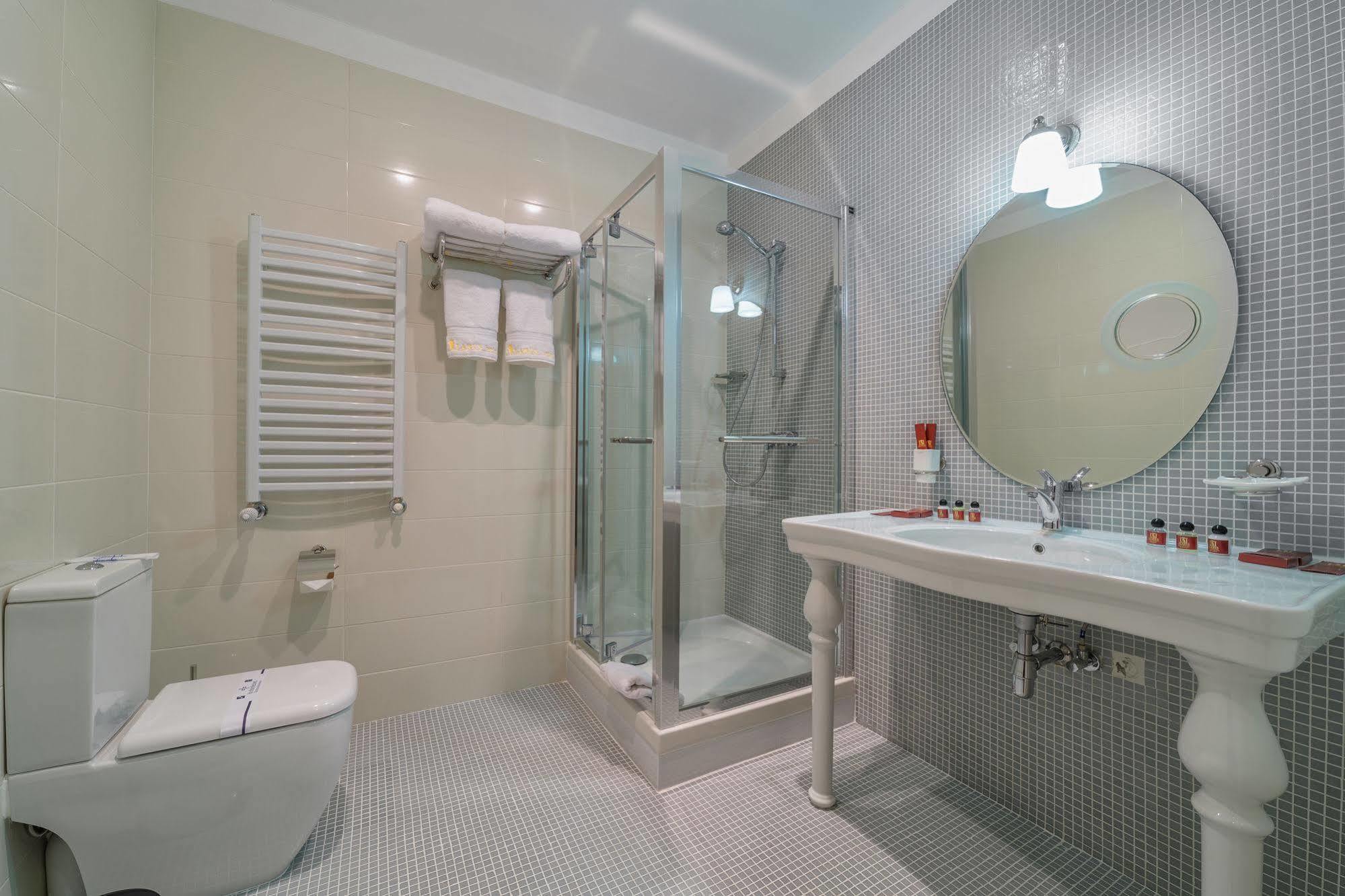 Alarus Luxe Hotel Одеса Екстериор снимка