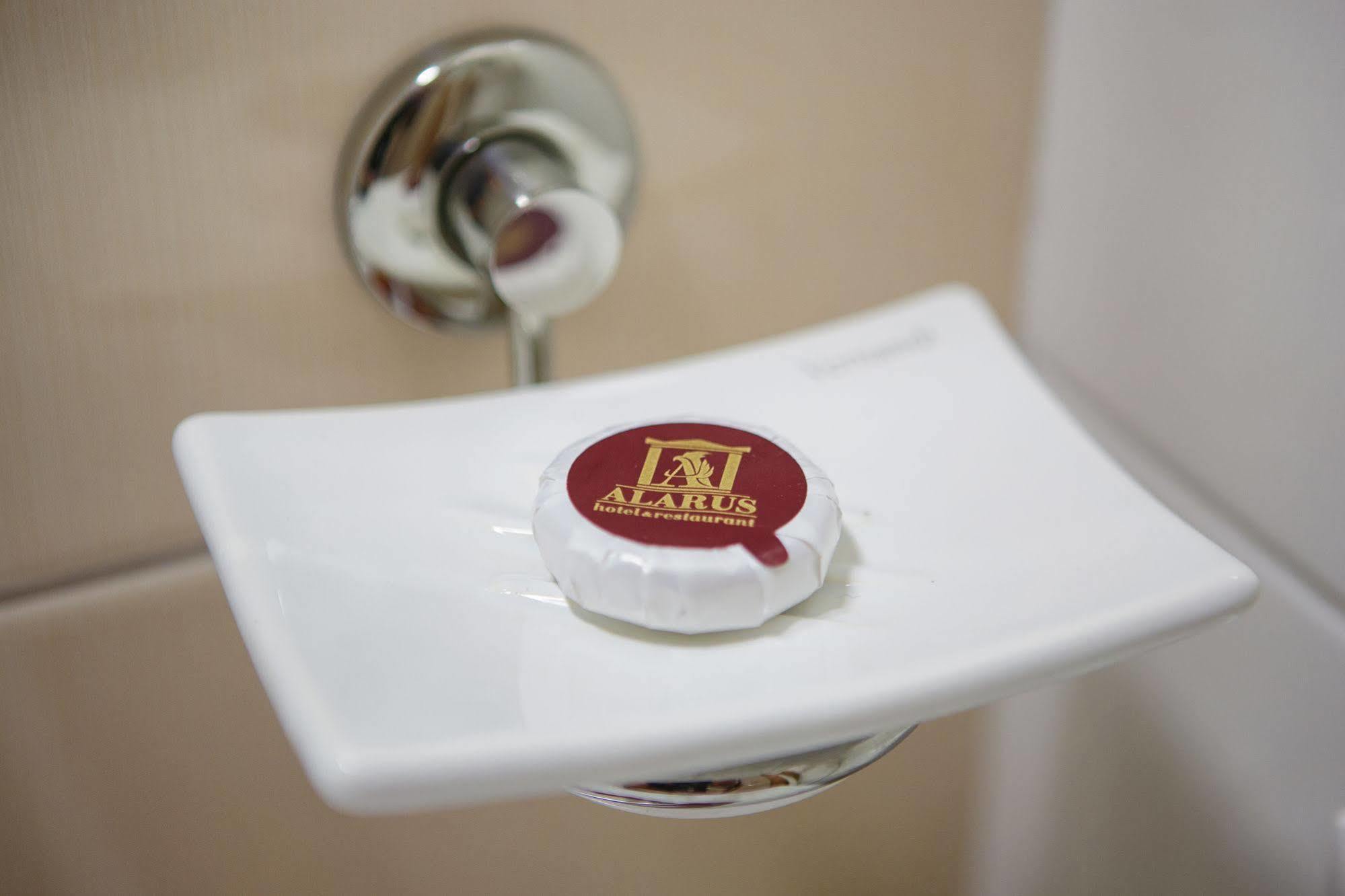 Alarus Luxe Hotel Одеса Екстериор снимка