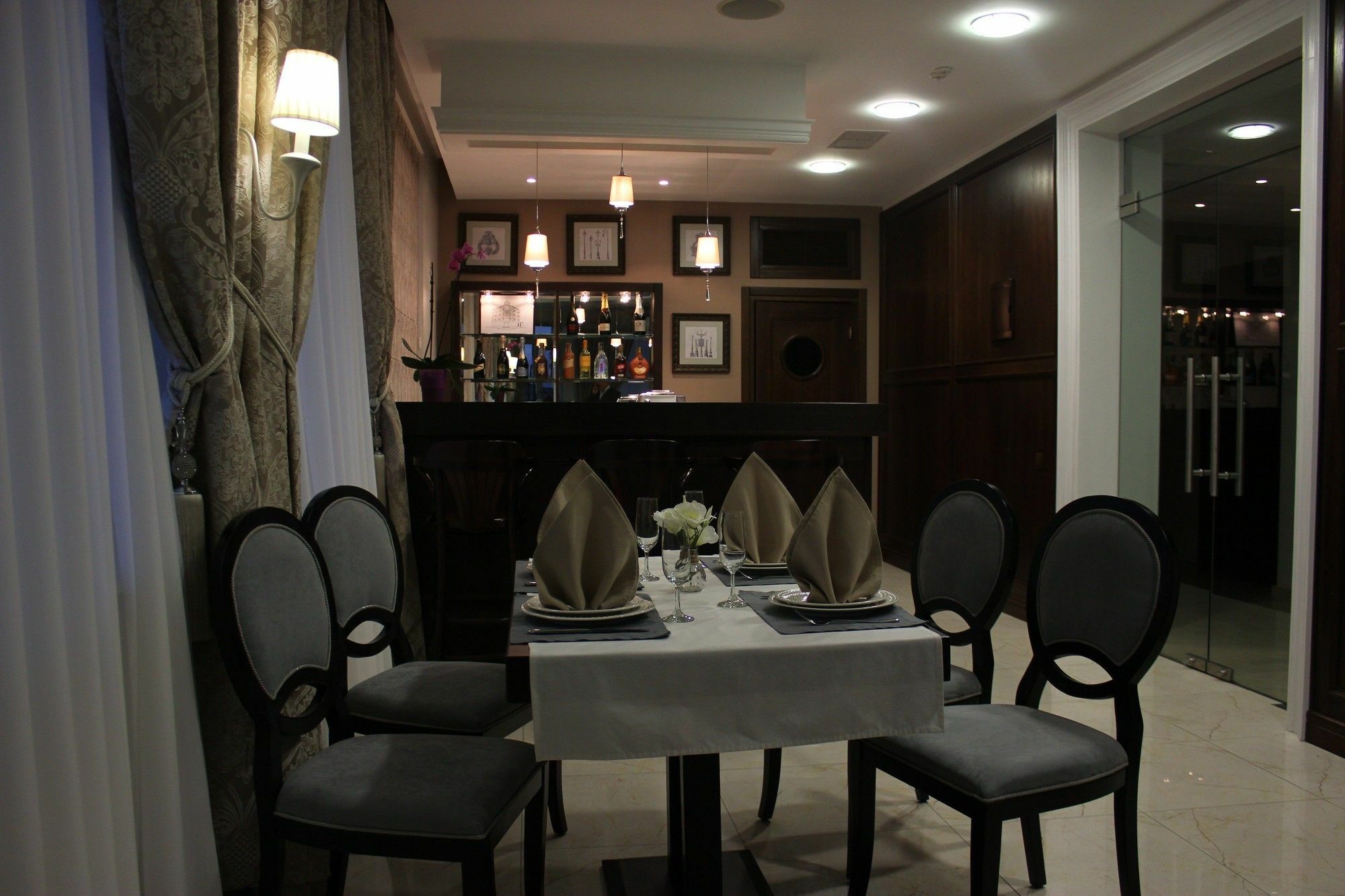Alarus Luxe Hotel Одеса Екстериор снимка